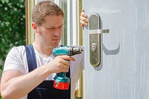 Super Locksmith Service Kansas City, MO 816-227-1019 - lock-changing